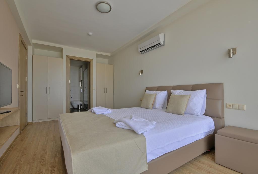 Delmar Suites & Residence Çeşme Kamer foto
